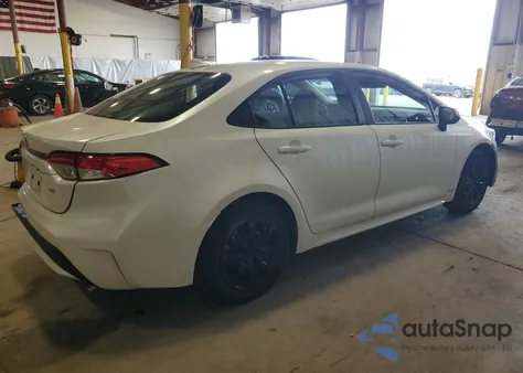 2022 Toyota Corolla Le z USA, uszkodzony, nr VIN 5YFEPMAE9NP302550